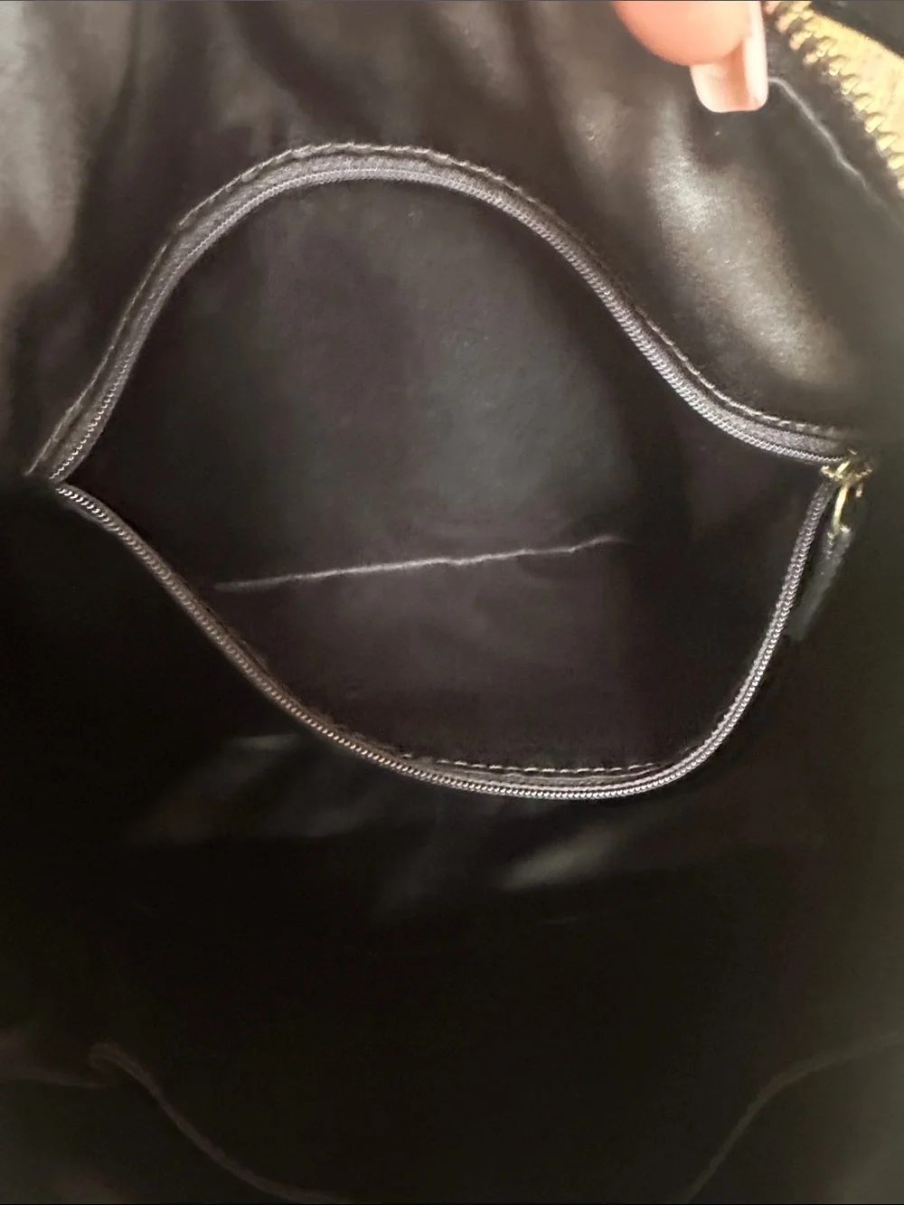 Coach Vintage Y2K Poppy Black Liquid Gloss Tote & Gold Coach Cherry Charm